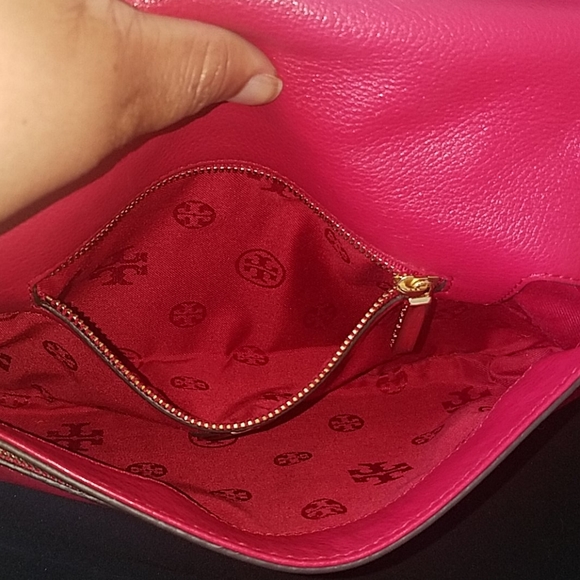 Tory Burch red and gold crossbody - Picture 6 of 9